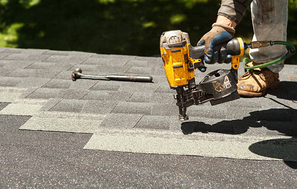 Best Shingle Roofing Installation  in Eastpointe, MI